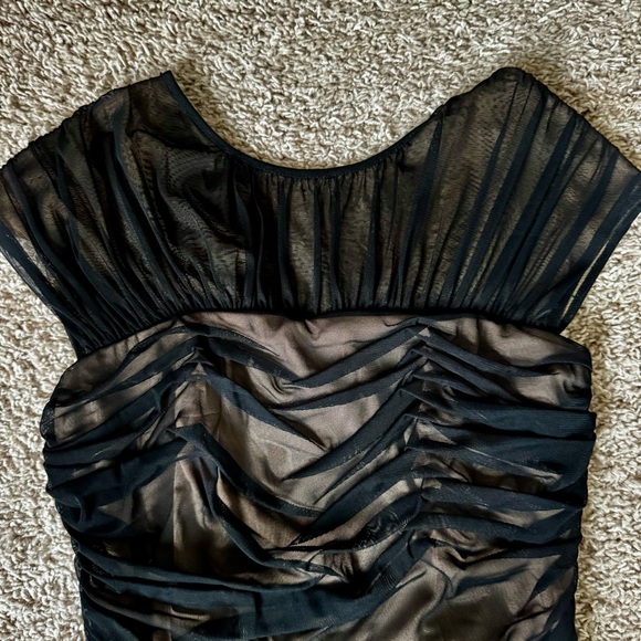 TADASHI SHOJI Black Illusion Ruched Mesh Dress - XS - Elegant Party Look - Picture 8 of 16